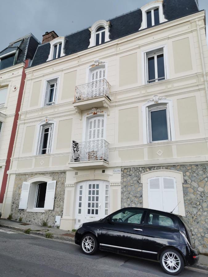 Apartament Les Pieds Dans L'Eau Trouville-sur-Mer Zewnętrze zdjęcie